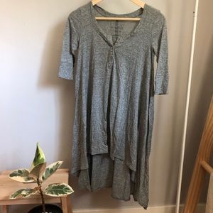 Grey 3/4 sleeve tunic top